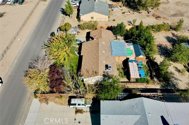 40912 168th E, Lancaster CA: https://media.crmls.org/medias/5b195d90-f206-414a-8097-3a41d278157d.jpg