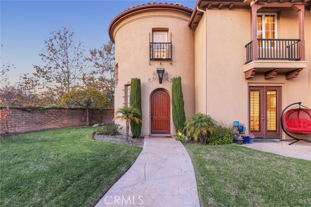 Detail Gallery Image 3 of 75 For 5617 Terra Bella Ln, Camarillo,  CA 93012 - 5 Beds | 5/1 Baths