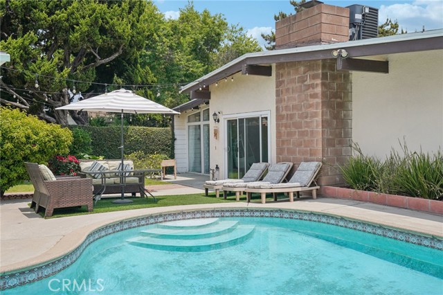 1721 S 3rd Avenue, Arcadia CA: https://media.crmls.org/medias/5b1a5d5e-e66a-4410-9dde-0ce9d2e6a530.jpg