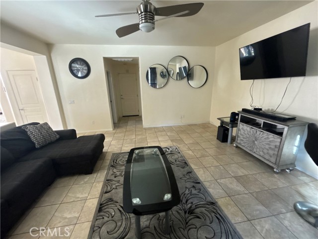 Detail Gallery Image 27 of 62 For 16545 Ukiah St, Victorville,  CA 92394 - 4 Beds | 2/1 Baths