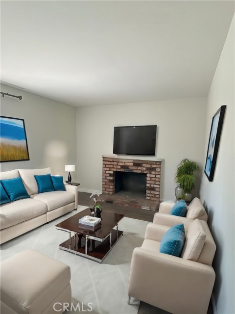740 East Dollie Street photo 4