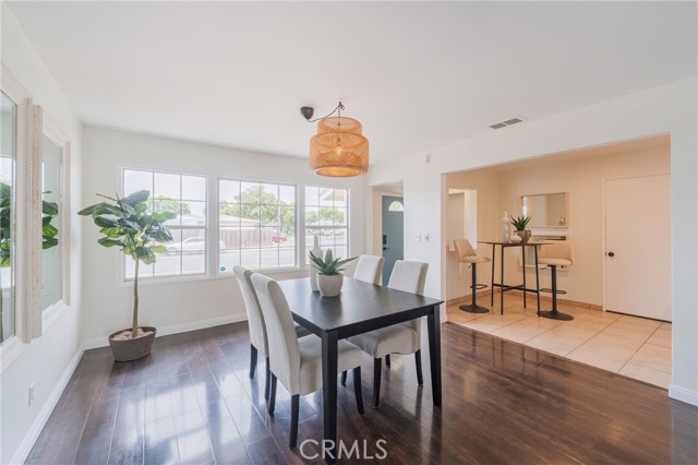 Detail Gallery Image 7 of 37 For 2127 W Sunrise Ave, Anaheim,  CA 92801 - 3 Beds | 1/1 Baths