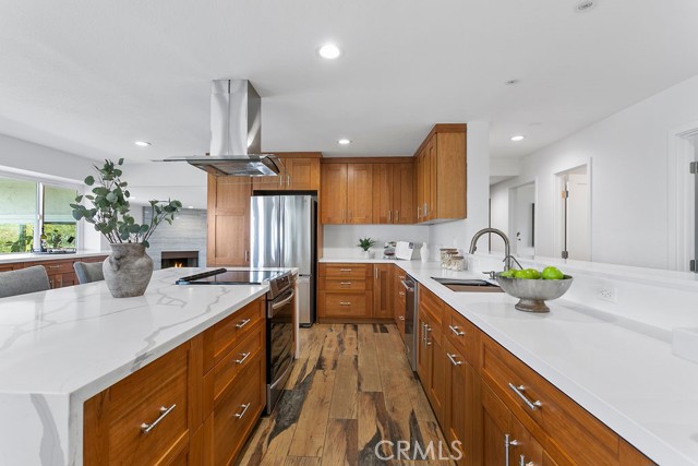 1101 Kenwood Place, Fullerton CA: https://media.crmls.org/medias/5b1f5482-ee24-4f8a-8362-cd4998eb63da.jpg
