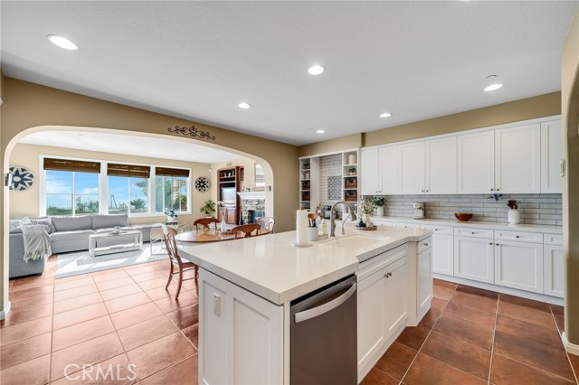 Detail Gallery Image 10 of 49 For 18 Calle Anacapa, San Clemente,  CA 92673 - 5 Beds | 4/1 Baths