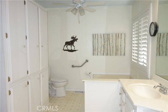 Detail Gallery Image 23 of 34 For 1107 San Marcos Dr, Hemet,  CA 92543 - 2 Beds | 2 Baths