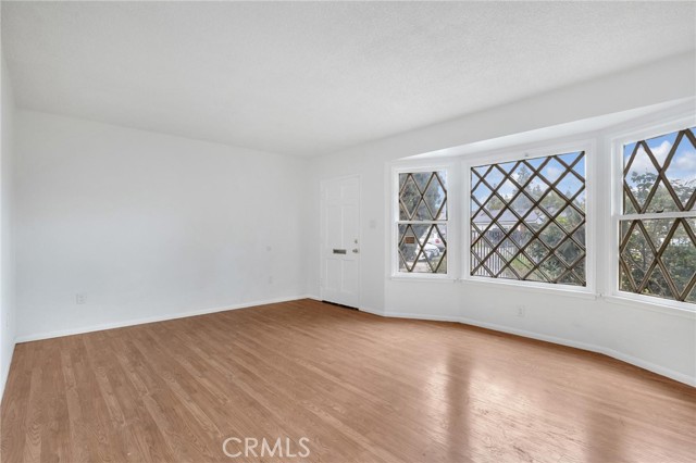 Detail Gallery Image 6 of 38 For 7128 Farmland, Pico Rivera,  CA 90660 - 3 Beds | 2 Baths