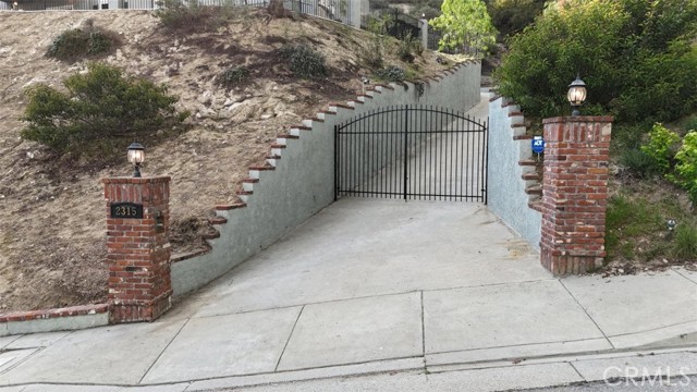 2315 Paseo De Cima, Glendale CA: https://media.crmls.org/medias/5b1fd9bf-20fc-4dc2-bbee-19ffcf270a9d.jpg