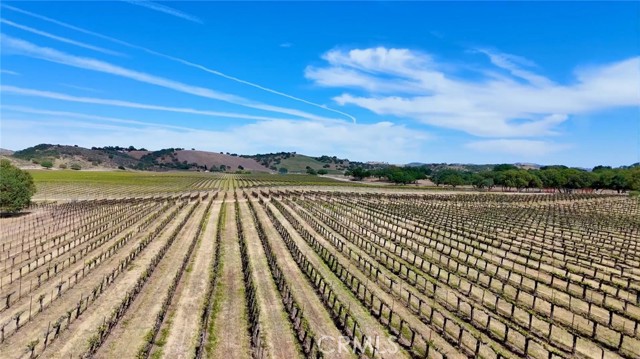 53600 Bradley Lockwood Road, Lockwood CA: https://media.crmls.org/medias/5b2081ff-c1aa-406c-b133-4afbee9547dc.jpg