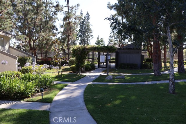 Detail Gallery Image 3 of 11 For 21301 Norwalk Bld #93,  Hawaiian Gardens,  CA 90716 - 1 Beds | 2 Baths