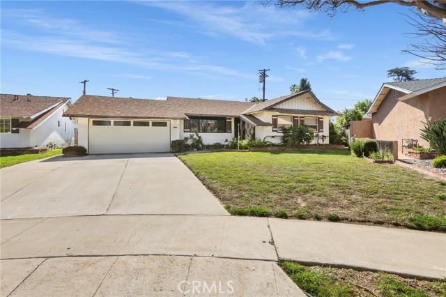 22116 Hemmingway St, Canoga Park, CA 91304