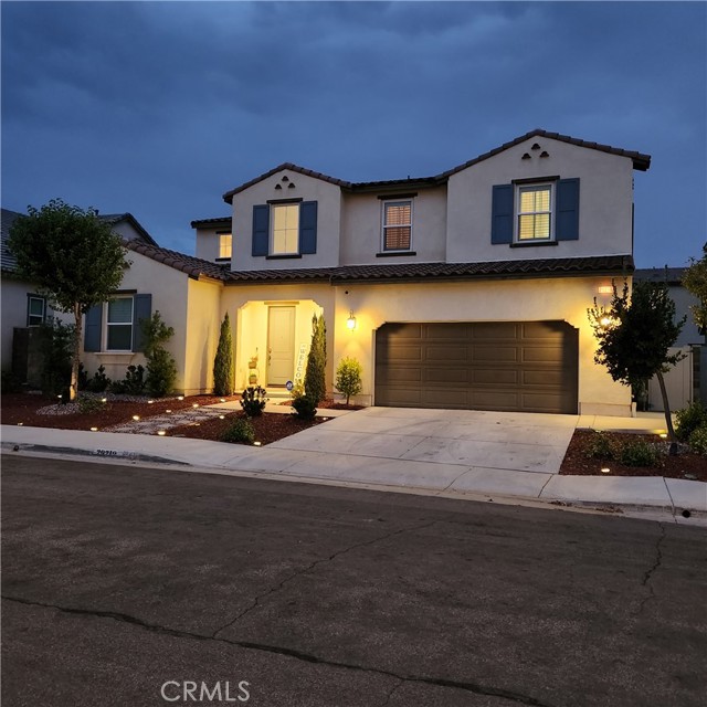 Detail Gallery Image 1 of 1 For 29210 Hibiscus, Lake Elsinore,  CA 92530 - 5 Beds | 4/1 Baths