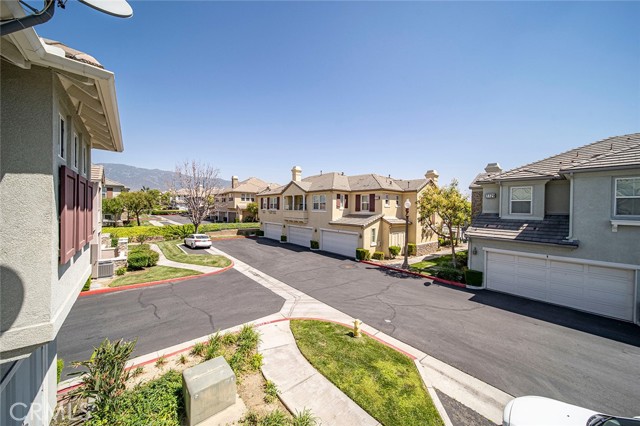 7725 Hess Place, Rancho Cucamonga CA: https://media.crmls.org/medias/5b2127af-db13-4140-924f-0411d49e6e32.jpg