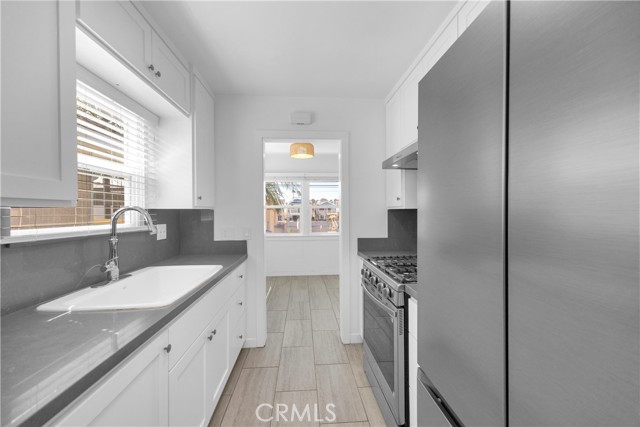 502 36th Street, Newport Beach CA: https://media.crmls.org/medias/5b21adba-ad1c-4347-a08f-a8db93644ccc.jpg