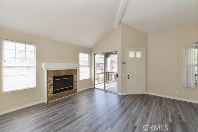 13347 Verona, Tustin CA: https://media.crmls.org/medias/5b21bcf0-f3e7-4a1d-a131-7428012ed2c8.jpg