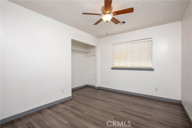 Detail Gallery Image 17 of 34 For 10416 Peach Ave, California City,  CA 93505 - 3 Beds | 2 Baths