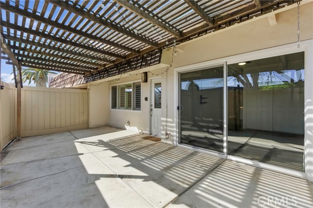 Detail Gallery Image 32 of 33 For 3800 Stockdale #2,  Bakersfield,  CA 93309 - 2 Beds | 1 Baths