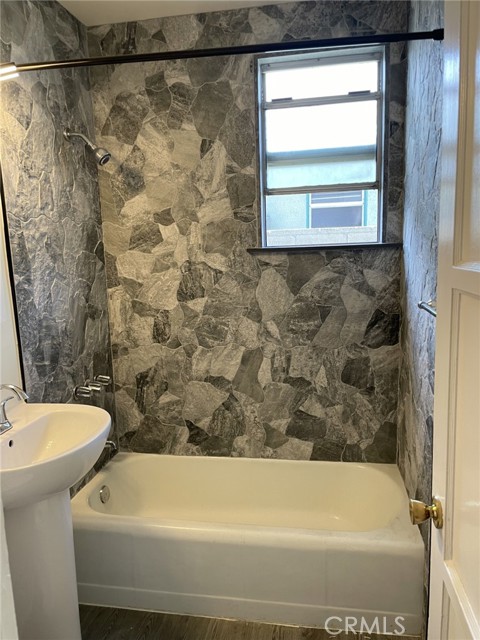 10813 Flallon Avenue, Santa Fe Springs CA: https://media.crmls.org/medias/5b2530a2-a044-40d1-b988-d2cd8a6bd53e.jpg