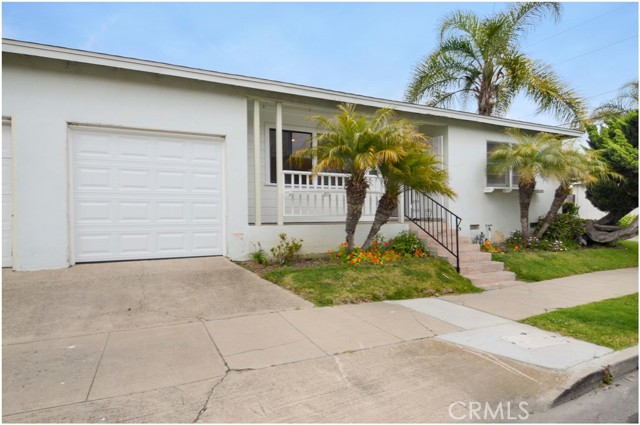1314 Palm Avenue, Huntington Beach CA: https://media.crmls.org/medias/5b256a9c-d024-4540-9f53-36fe4f6ca14c.jpg