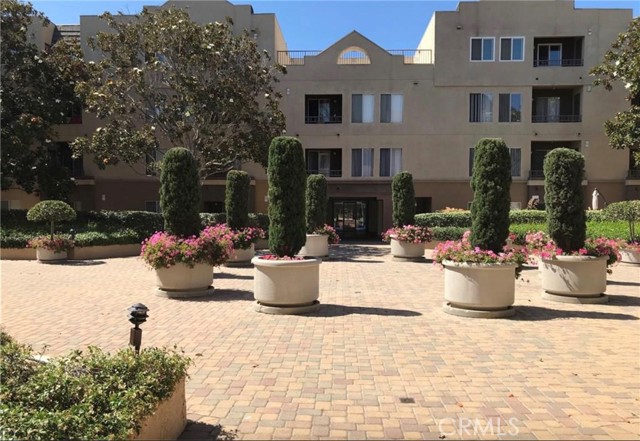 Detail Gallery Image 1 of 5 For 8889 Caminito Plaza Centro #7304,  San Diego,  CA 92122 - 2 Beds | 2 Baths