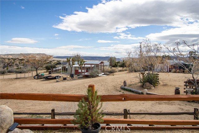 Detail Gallery Image 21 of 55 For 2863 Ox Yoke, Pioneertown,  CA 92268 - 6 Beds | 4 Baths