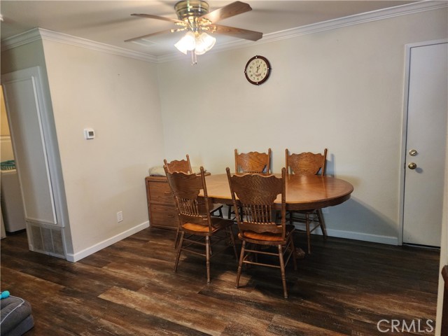 5455 E Candlewood Circle, Anaheim CA: https://media.crmls.org/medias/5b28e131-5eb1-4d90-a5f9-fac51d4f2f03.jpg