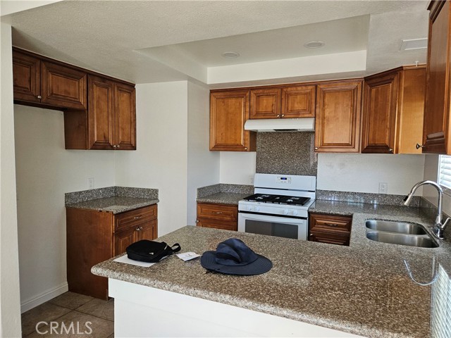 12621 Adelle Street, Garden Grove CA: https://media.crmls.org/medias/5b293629-e5fa-4a9c-b28a-71591c381863.jpg