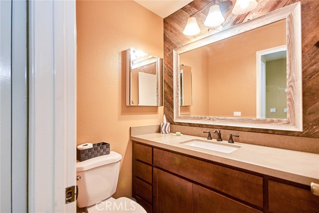 881 Hartford Lane, La Habra CA: https://media.crmls.org/medias/5b29cd75-f654-4a4d-b87b-e7cdec323e0c.jpg
