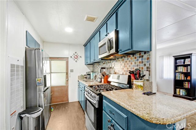 Detail Gallery Image 13 of 21 For 250 N Linden Ave, Rialto,  CA 92376 - 2 Beds | 1 Baths