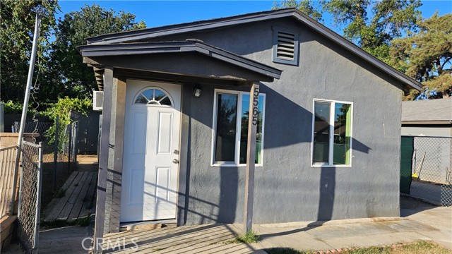 5565 34th Street, Jurupa Valley CA: https://media.crmls.org/medias/5b2b3f26-23d7-4f63-a31b-c3ad1db7dcaa.jpg