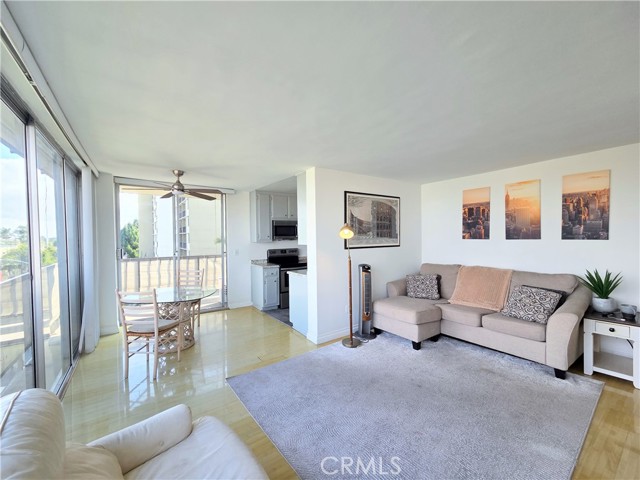 Front Image Thumbnail for CRPW25280199