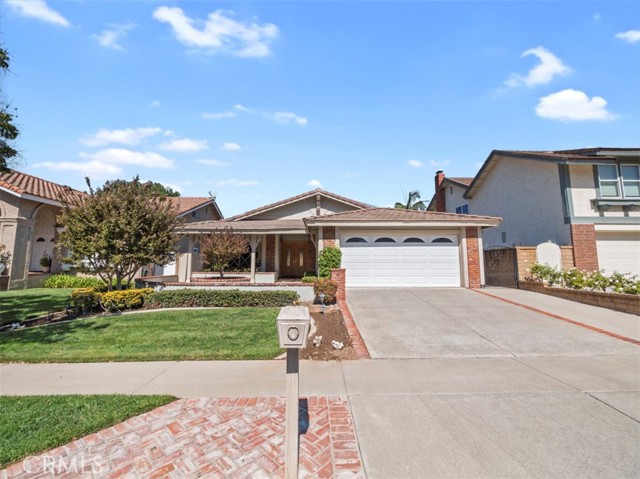 25081 Mammoth Circle, Lake Forest, CA 92630