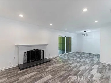 Detail Gallery Image 4 of 13 For 636 E. Avenida De Los Arobles, Thousand Oaks,  CA 91360 - 4 Beds | 2 Baths