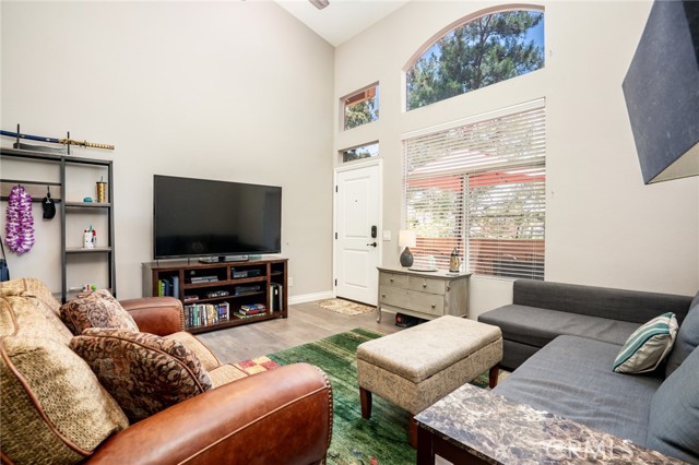 Detail Gallery Image 9 of 38 For 19431 Rue De Valore 35m,  Lake Forest,  CA 92610 - 2 Beds | 1 Baths