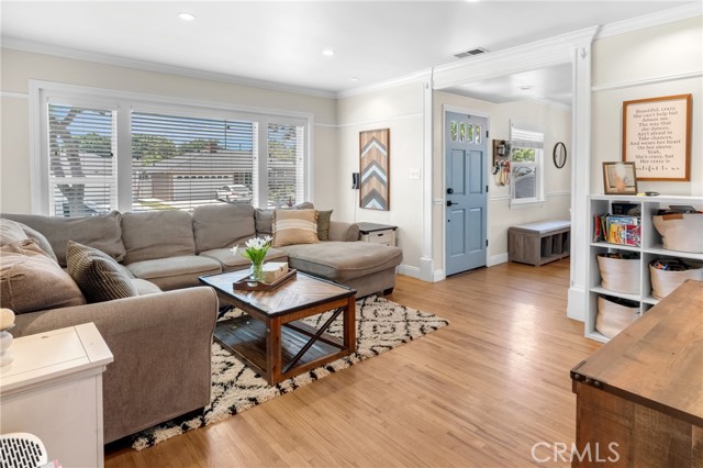 5522 Briercrest Avenue, Lakewood CA: https://media.crmls.org/medias/5b2e3545-058f-48f2-ad85-7dc64a751981.jpg