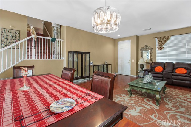 Detail Gallery Image 2 of 12 For 31544 Borega, Murrieta,  CA 92563 - 4 Beds | 3 Baths