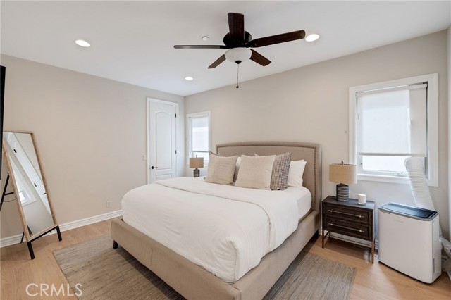 604 Manhattan Beach Boulevard, Manhattan Beach CA: https://media.crmls.org/medias/5b2fb72c-0c4a-423d-b7d3-e6bb059c3ba2.jpg