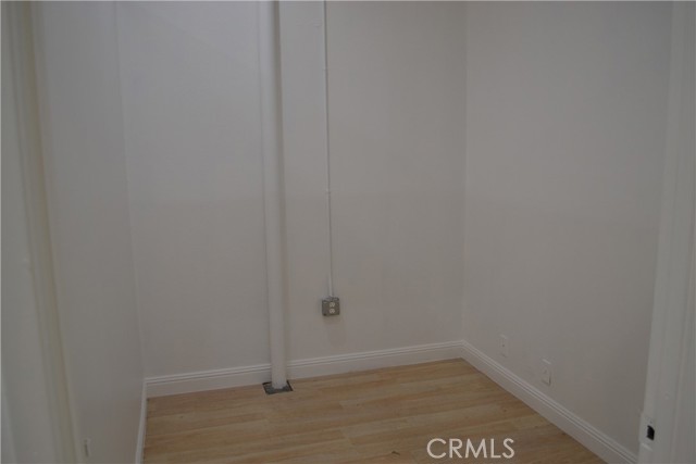 916 W Burbank Boulevard, Burbank, California 91506, ,Commercial Lease,For Rent,916 W Burbank Boulevard,CRSR25070336