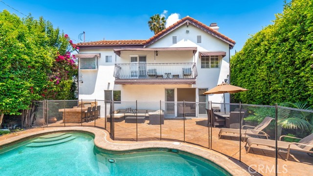 Detail Gallery Image 8 of 50 For 4461 Stern Ave, Sherman Oaks,  CA 91423 - 5 Beds | 4/1 Baths