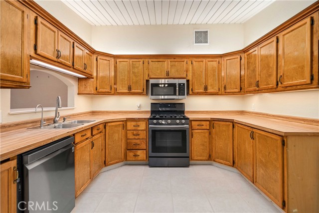 Detail Gallery Image 12 of 53 For 15921 Melva, Mojave,  CA 93501 - 3 Beds | 2 Baths