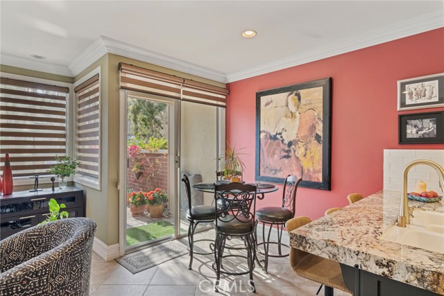 Detail Gallery Image 11 of 50 For 6216 Greenbrier Dr, Huntington Beach,  CA 92648 - 3 Beds | 2/1 Baths