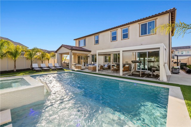 Detail Gallery Image 19 of 57 For 28618 Bloom, Saugus,  CA 91350 - 5 Beds | 4/1 Baths