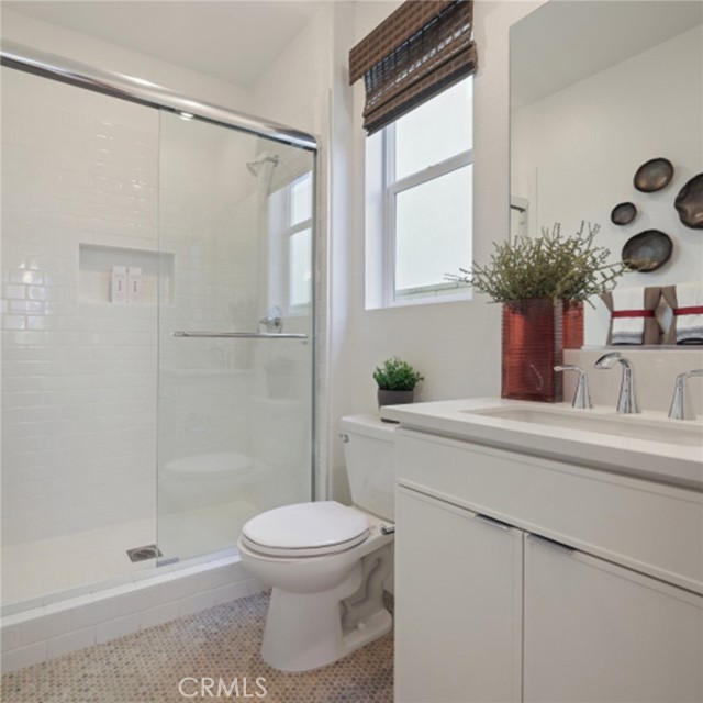 140 Tiffin, Irvine CA: https://media.crmls.org/medias/5b342820-a9aa-427e-bcc7-4bc6504e2005.jpg