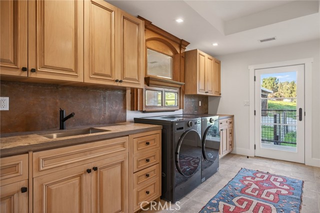 Detail Gallery Image 8 of 45 For 970 College Canyon Rd, Solvang,  CA 93463 - 4 Beds | 4/1 Baths