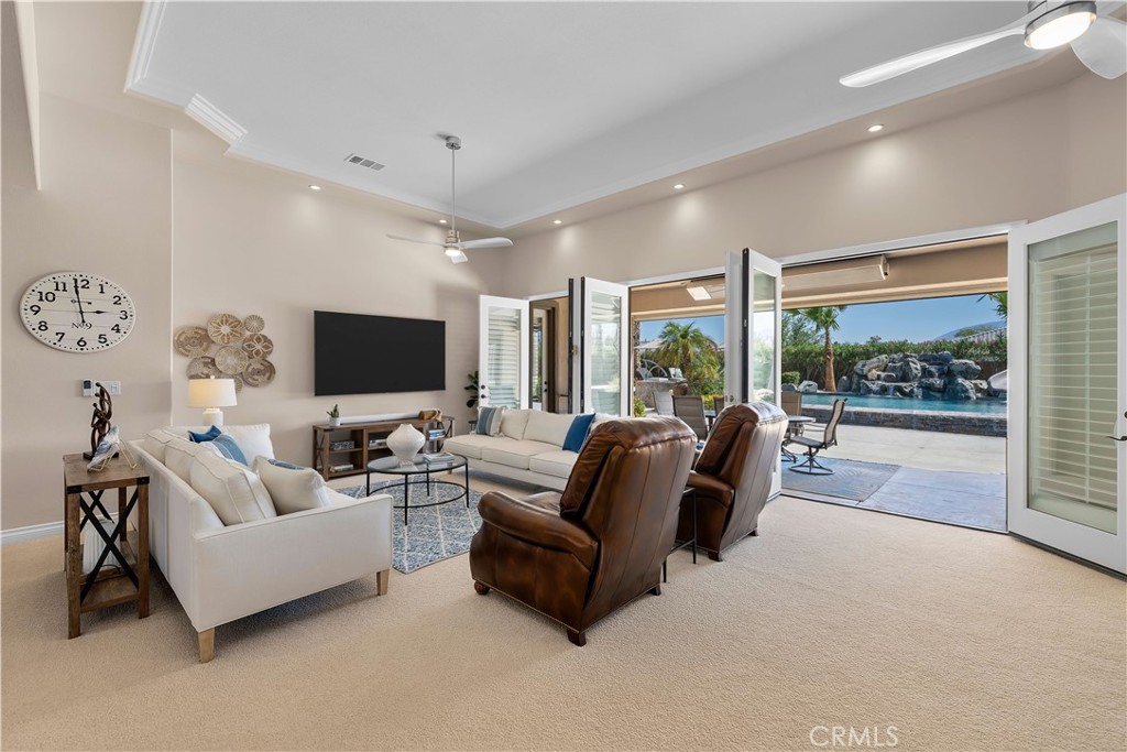 MLS #OC25223158 image #9