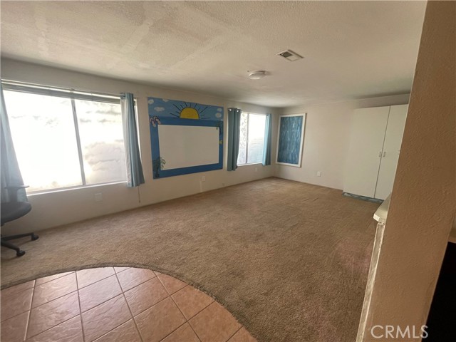 Detail Gallery Image 9 of 23 For 1380 Teakwood, Hemet,  CA 92543 - 2 Beds | 2 Baths