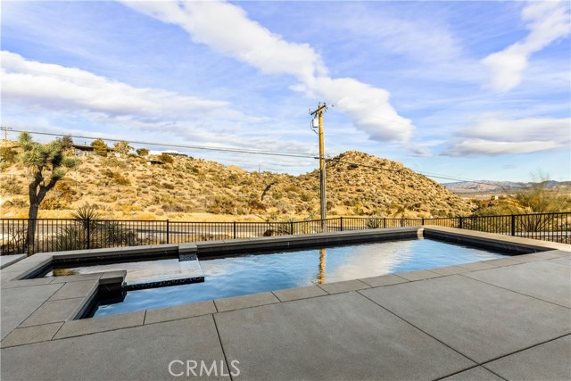 Detail Gallery Image 21 of 31 For 6218 Farrelo Rd, Yucca Valley,  CA 92284 - 4 Beds | 4/1 Baths