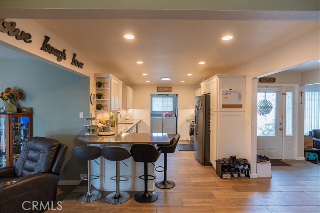 Detail Gallery Image 9 of 61 For 2390 Fruitland Ave, Atwater,  CA 95301 - 3 Beds | 2 Baths