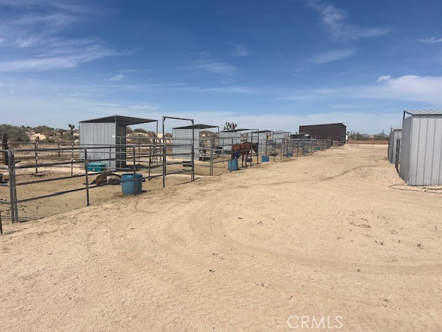 19821 Danielle Way, Apple Valley CA: https://media.crmls.org/medias/5b3703bd-c6a8-4540-9bce-269641b24a0d.jpg