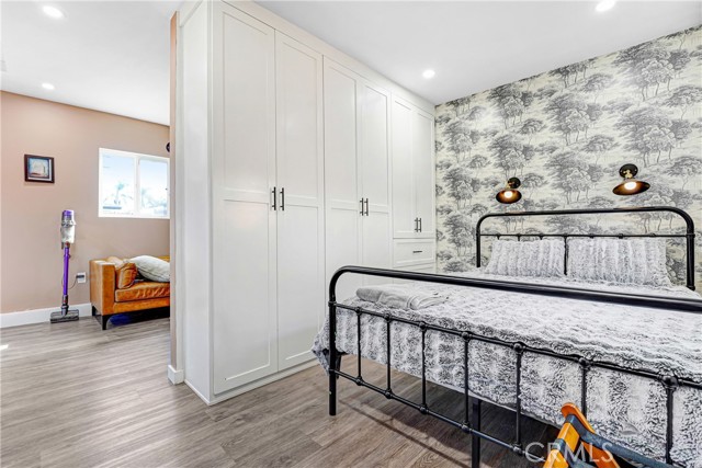 Detail Gallery Image 9 of 10 For 14828 Saticoy #B,  Van Nuys,  CA 91405 - 1 Beds | 1 Baths