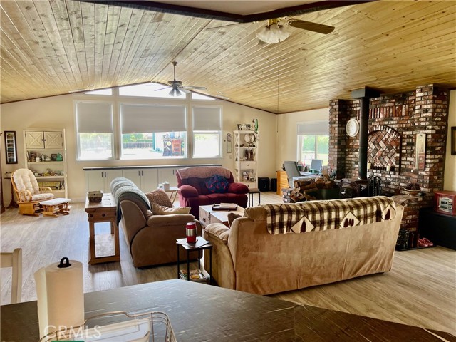 Detail Gallery Image 19 of 69 For 28870 Broken Arrow Cir, Menifee,  CA 92584 - 3 Beds | 2/1 Baths